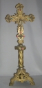 Garniture d'autel 1 : croix d'autel, 6 chandeliers d'autel