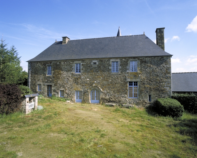 Manoir, la Ville Bréheu (Dolo fusionnée en Jugon-les-Lacs - Commune nouvelle en 2016, puis Jugon-les-Lacs en 2024)