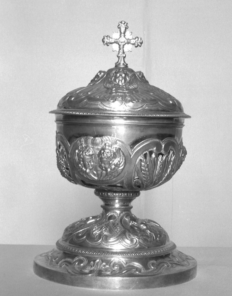 Ciboire (2), église paroissiale Saint-Jean-Baptiste (Lalleu)
