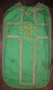 Ornement vert 3 : chasuble, étole, manipule, voile de calice et bourse de corporal