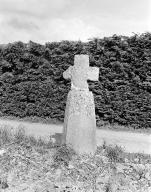 Croix monumentale, Lanvaden (Plouénan)