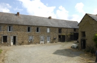 Ferme, rue du Linon (La Chapelle-aux-Filtzméens)