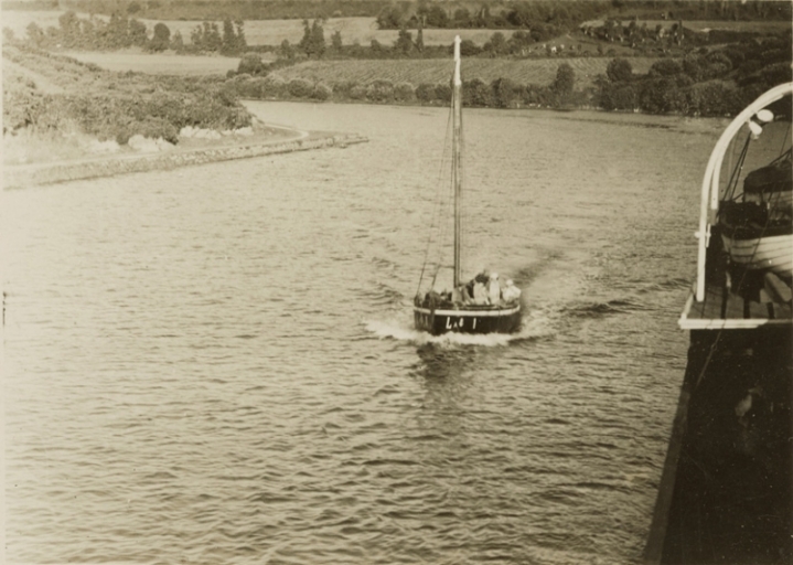 Bateau de pêche et bateau pilote : "La Bretonne"