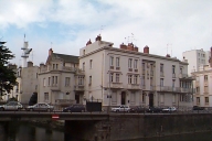 Ancienne manufacture d'articles pour fumeurs, priseurs, pêcheurs, chasseurs, maison Hervé, 1 rue Joseph-Sauveur ; 10 et 10b quai de Richemont (Rennes)