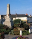 Cimetière, tombeaux, monuments aux morts et monuments sur la commune de Pipriac