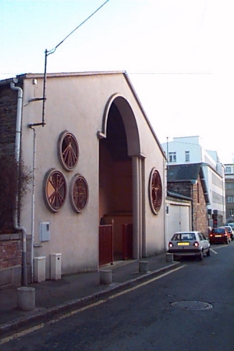 Église catholique orthodoxe de France, paroisse Notre-Dame de Source Vivifiante et Saint-Patrick, 18 rue du Sergent-Guihard (Rennes)