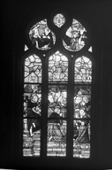Verrière (verrière hagiographique) : Mort de la Vierge, église paroissiale Saint-Maudez (Duault)