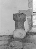 Bénitier (de milieu), chapelle Saint-Jean-Baptiste (Cléguérec)