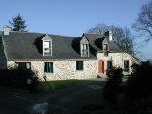 Ferme, actuellement maison, la Mare (Etrelles)