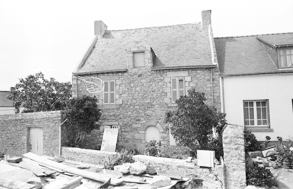 Maison de marins, rue Monseigneur Joubioux (Île-d'Arz)