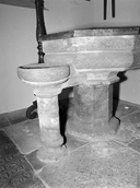 Fonts baptismaux, église paroissiale Saint-Pierre (Trédarzec)