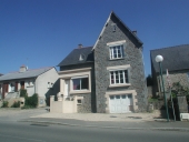 Maison et ancienne boucherie, 4 rue de la Liberté (Québriac)