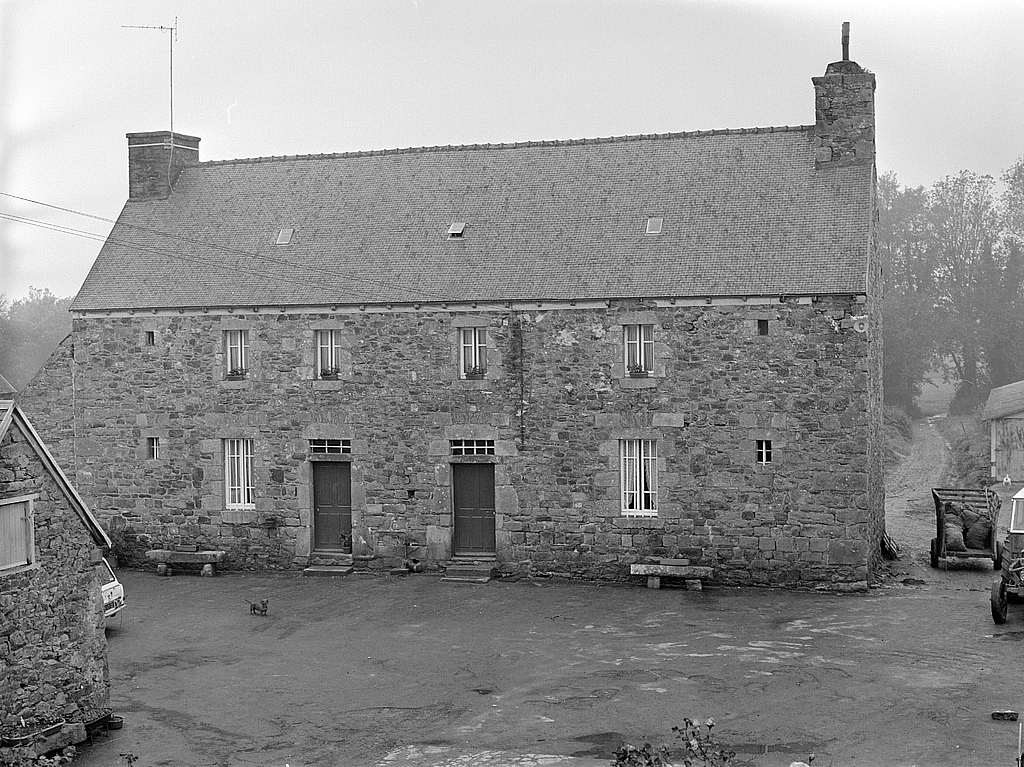 Maison, An Haleguen (Pleumeur-Gautier)