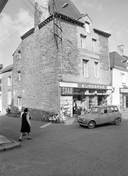 Maison, 3 place de la Mairie (Guer)