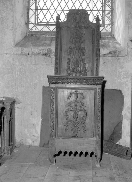 Prie-Dieu, église paroissiale Saint-Pierre, Saint-Paul (Malguénac)
