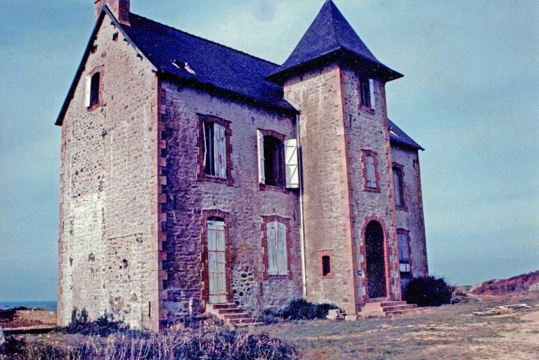 Poste de défense contre les sous-marins, pointe du Château (Plougrescant)