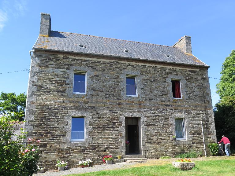 Les maisons, logis, fermes et dépendances de la commune de Rospez