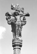 Croix-reliquaire, église paroissiale Saint-Eneour (Plonéour-Lanvern)