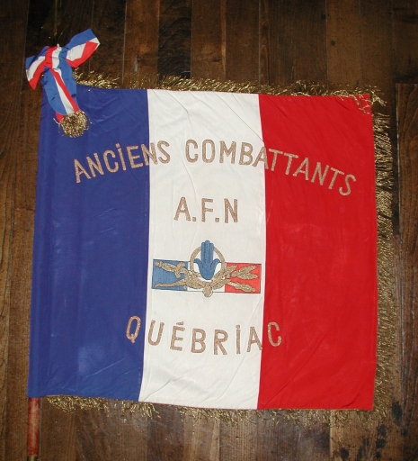 Drapeau 3