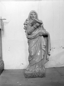Statue : Sainte Anne, chapelle Saint-Isidore, le Bas Trézon (Monteneuf)