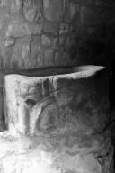 Bénitier (d'applique), Chapelle de la Croix (Bourg-des-Comptes)