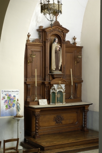 Ensemble de l'autel de sainte Thérèse de l'Enfant-Jésus : autel, retable, gradin d'autel, 2 degrés d'autel