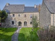 Maison de prêtre, La Toutenais (Les Iffs)