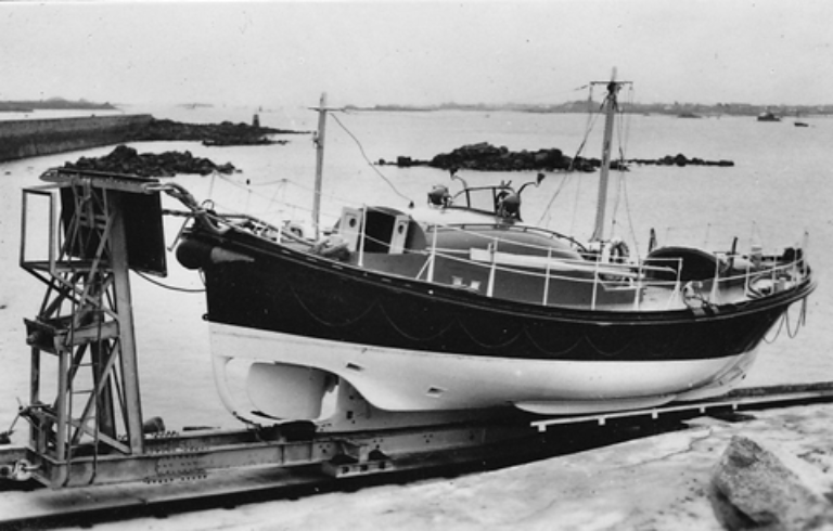 Bateau de sauvetage dit "Pilote Trémintin"
