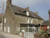 Ferme, 23, 25 rue de la Paix (La Richardais)