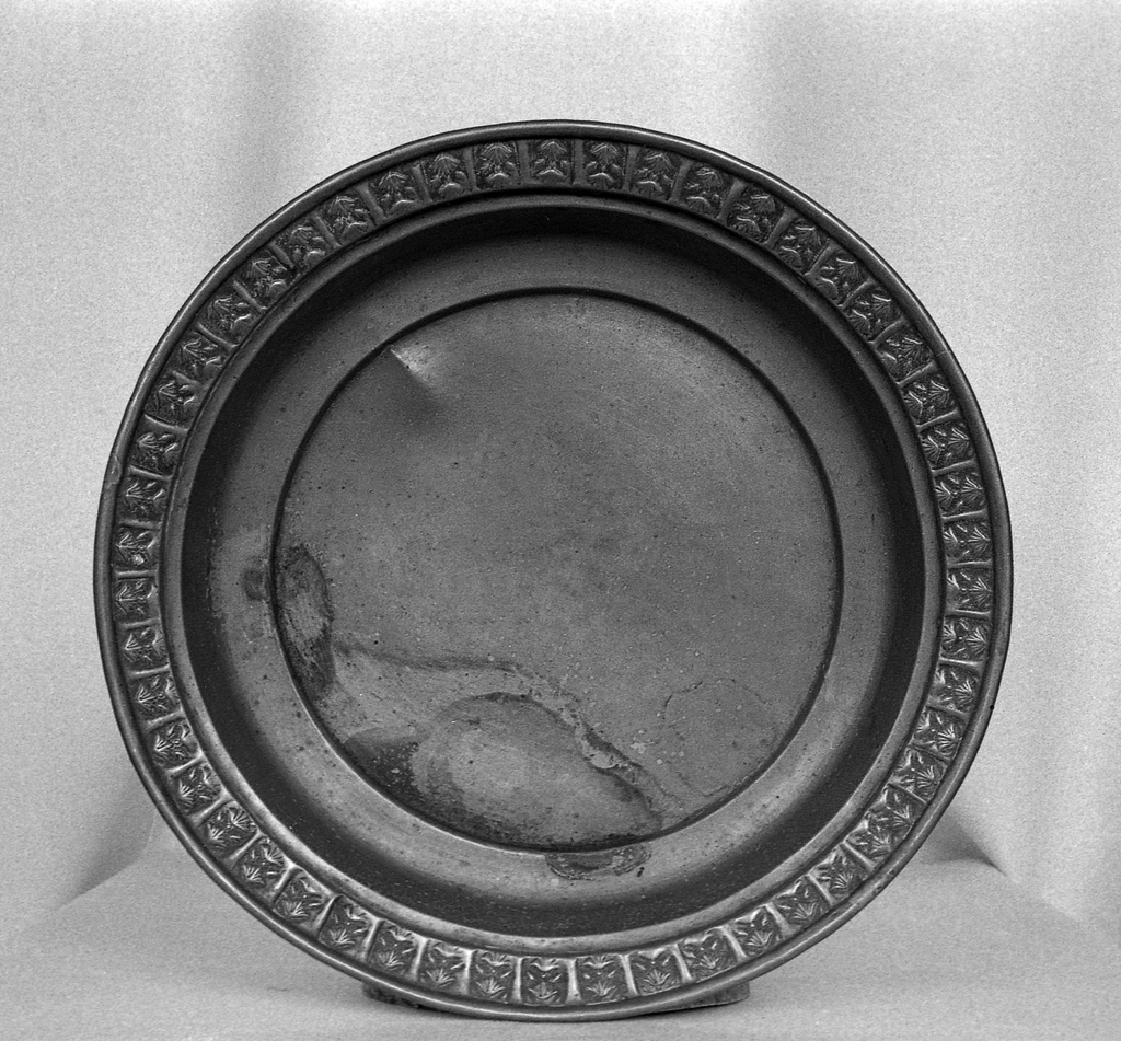 Plat (1), église paroissiale Saint-Pierre (Ploërdut)