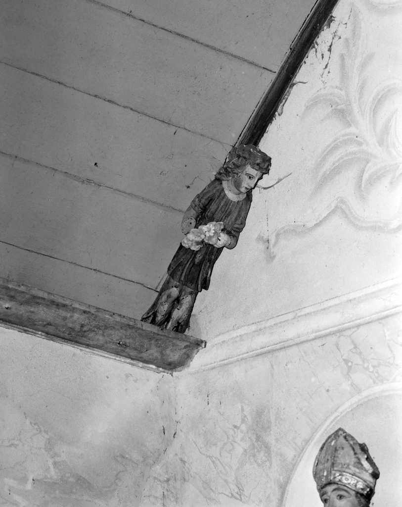 Blochet (2, statuette), chapelle Saint-Conogan (Beuzec-Cap-Sizun)