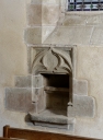 Trois crédences, niche et bénitier