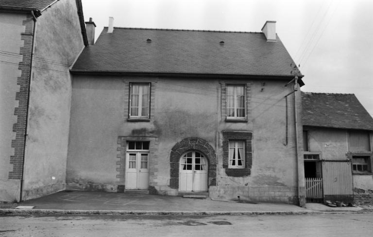 Le bourg de Saint-Gilles