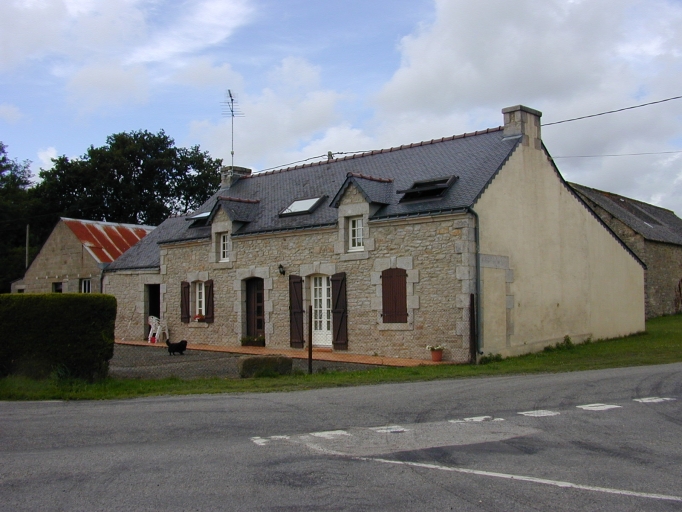Maison, Coëtmenan (Bieuzy fusionnée en Pluméliau-Bieuzy en 2019)