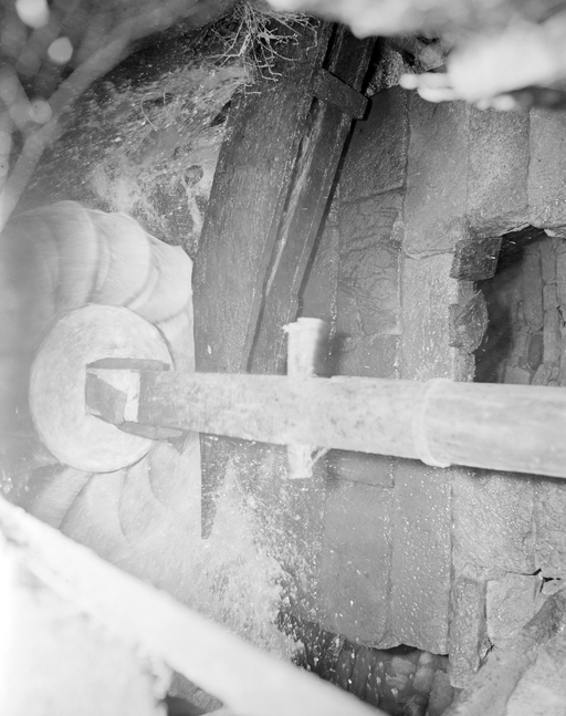 Moulin à eau, Pont Coualc'h (Guiler-sur-Goyen)