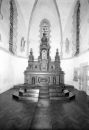 Autel, tabernacle, exposition, gradins d'autel (2), statues (4), hauts-reliefs (2) (maître-autel, tabernacle à ailes), église paroissiale Saint-Vincent-Ferrier (Calanhel)