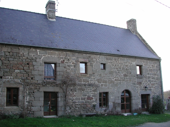 Maison, la Ville Pion (Lanhélin fusionnée en Mesnil-Roc'h en 2019)