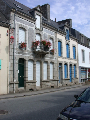 Ensemble de deux maisons, 4, 6 rue de la République (Pluméliau fusionnée en Pluméliau-Bieuzy en 2019)