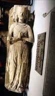 Tombeau (gisant) : la dame de Tronchâteau, chapelle Notre-Dame-de-Bonne-Nouvelle (Cléguer)
