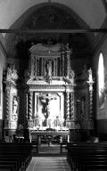Retable, autel, tabernacle, statue (3), croix, tableau (maître-autel, retable architecturé, d'applique, grandeur nature) : Christ en croix, saint Ouen, saint Pierre, saint Paul, Adoration des bergers, église paroissiale Saint-Ouen (Marcillé-Robert)