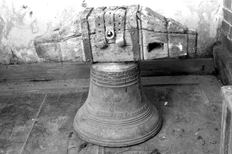 Cloche (cloche de volée), église paroissiale Saint-Barnabé (Langoëlan)