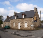 Maisons, 2, 4, 6 route de Kerillis ; rue des Écoles (Plouguiel)