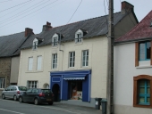 Maison à boutique, 5 rue Nationale (Tinténiac)