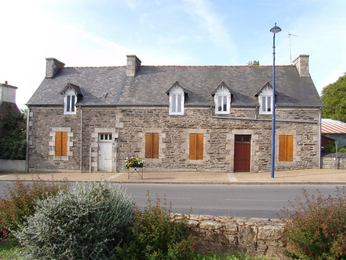 Maisons, logis mitoyens, 2, 4 rue de Tréguier (Plouguiel)