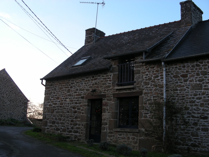 Maison, le Rocher Argan (Le Tronchet)