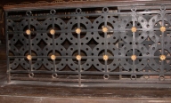 Ensemble de 2 clôtures de chapelle
