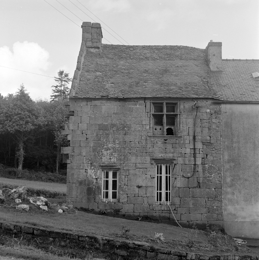 Manoir, Garlan (Plogonnec)