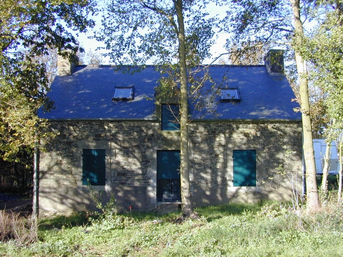 Maison, près de Kergouët (Pluméliau fusionnée en Pluméliau-Bieuzy en 2019)