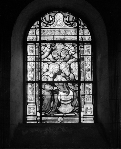 Verrière (verrière historiée) : Nativité de la Vierge