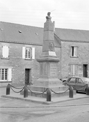Monument aux morts (Séglien)